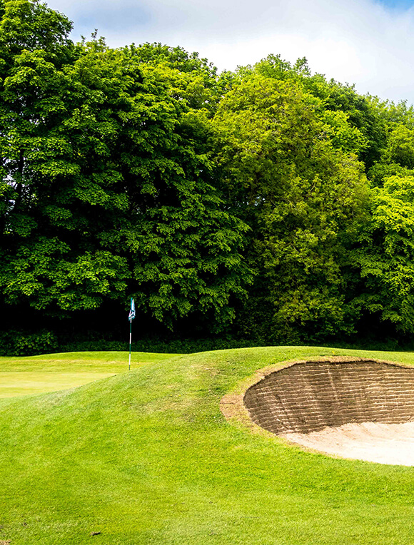 Allerton Manor Golf Course in the sunshine