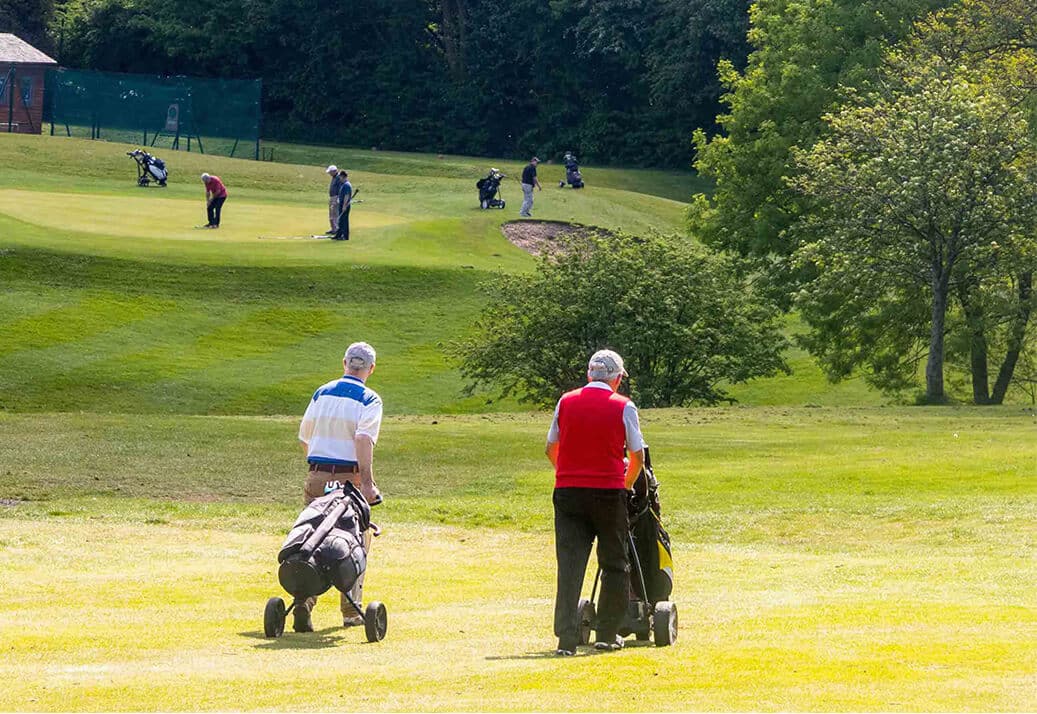 Five great benefits of starting a golf society