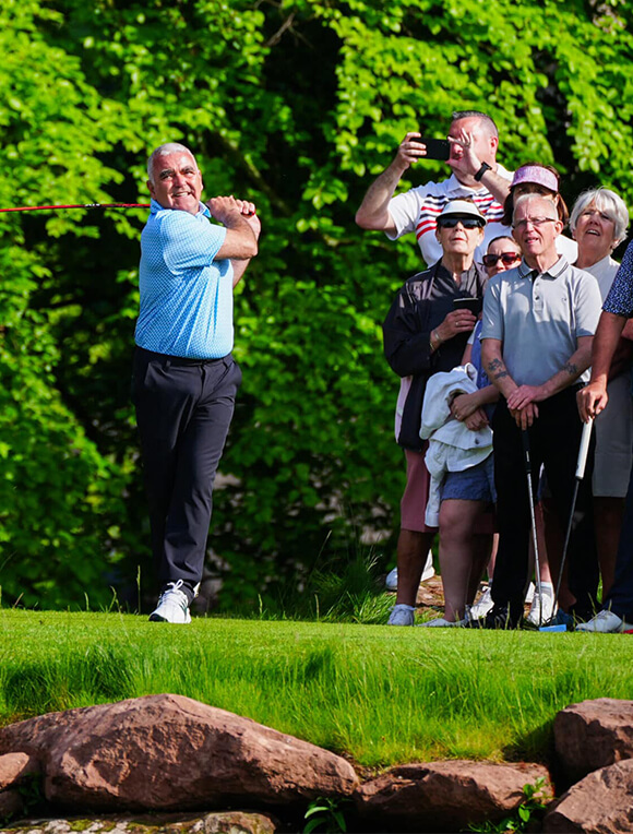 A group of golf members at a society golf day